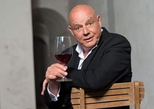 Kultur Kongress Zentrum Eisenstadt: WOLFGANG BÖCK LIEST „RUND UM DEN WEIN” - Archiviert