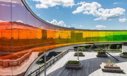 ARoS Aarhus Kunstmuseum: Richard Mortensen – Between Lines