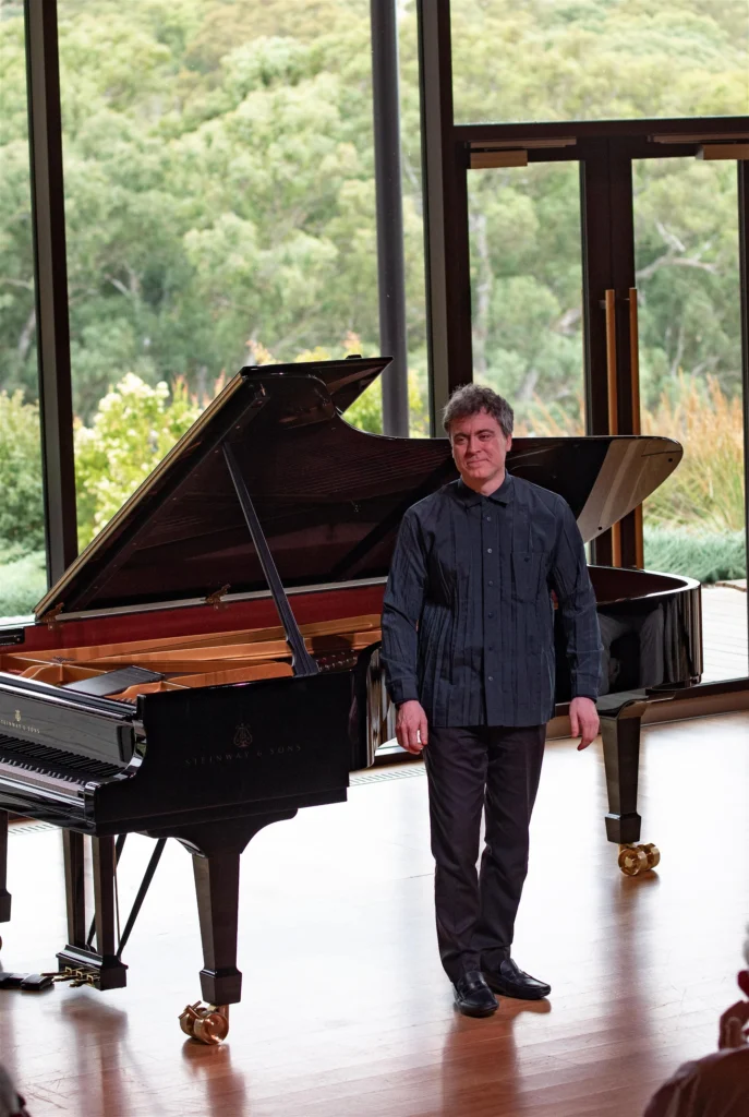 Paul Lewis © UKARIA 2024