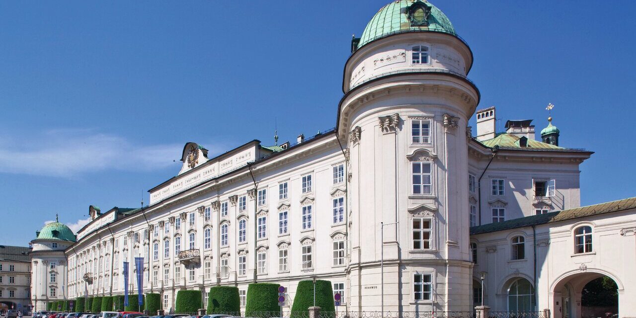 Die Kaiserliche Hofburg in Innsbruck: Auf den Spuren von Maximilian I., Maria Theresia und Sisi - Archiviert