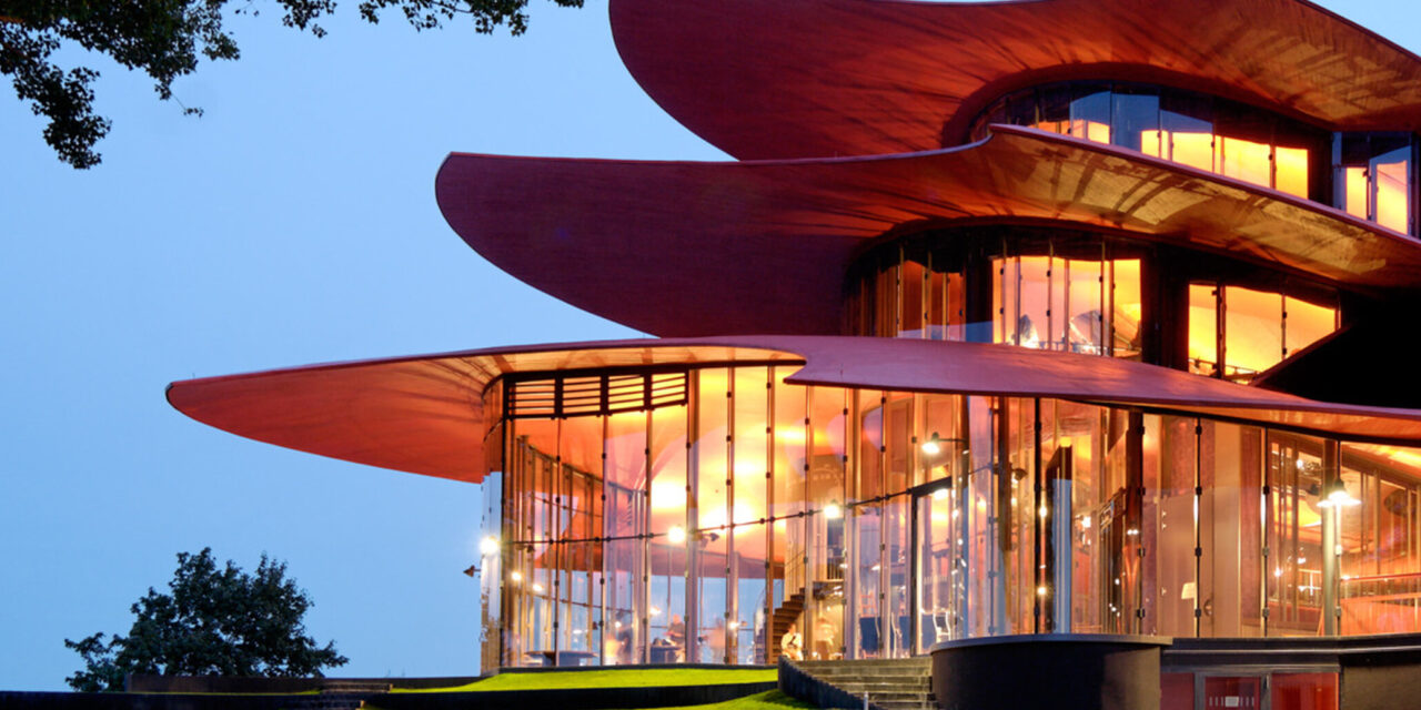 Hans Otto Theater in Potsdam: Der nackte Wahnsinn