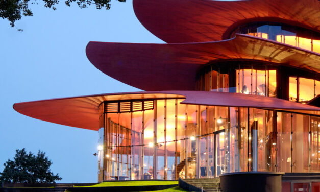 Hans Otto Theater in Potsdam: Der nackte Wahnsinn