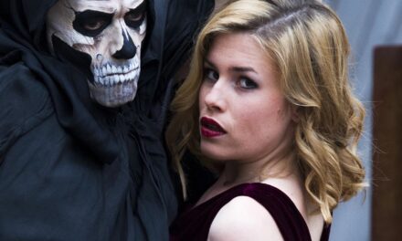 STADTTHEATER KUFSTEIN AUF DER FESTUNG KUFSTEIN: JEDERMANN – DAS SPIEL VOM STERBEN EINER REICHEN FRAU - Archiviert