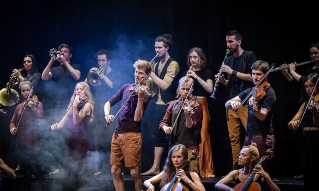 Tonhalle Düsseldorf: Symphony of Change