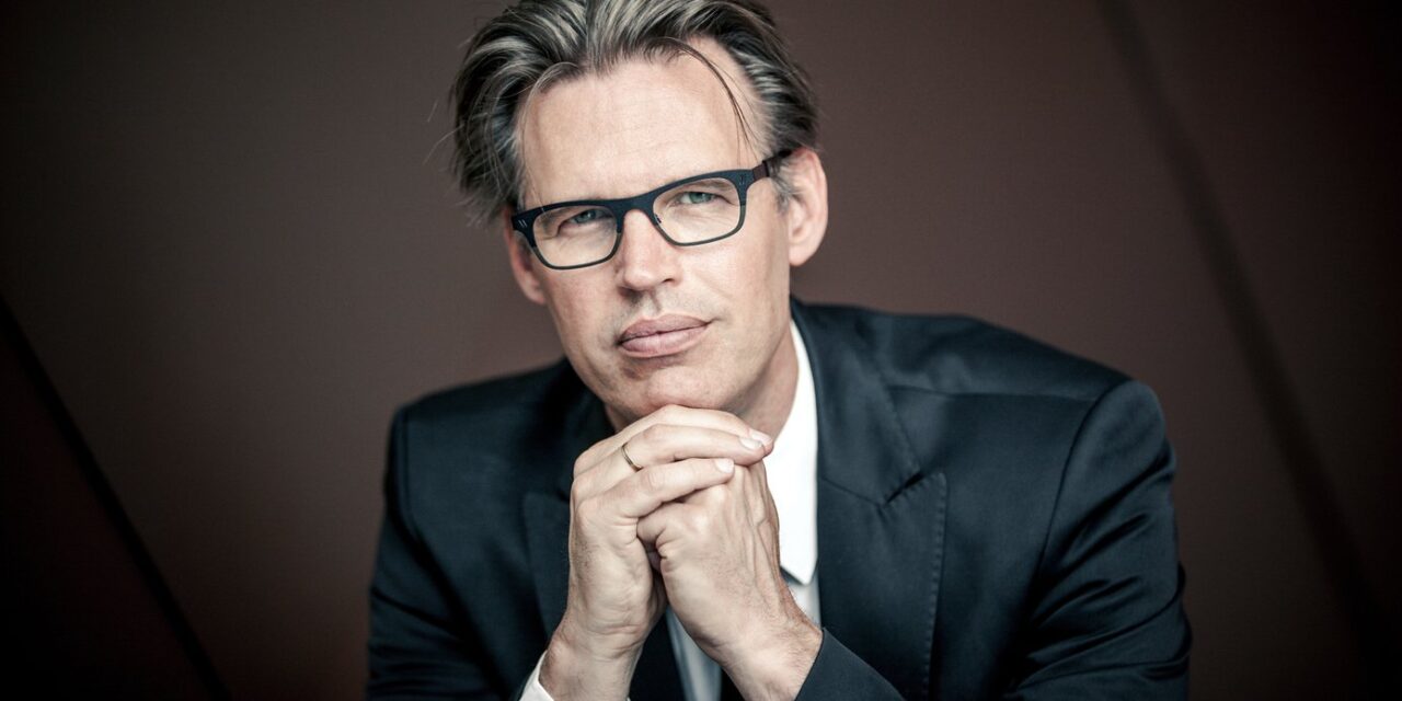 Hauptkirche St. Nikolai in Hamburg: NDR Vokalensemble / Klaas Stok - Archiviert