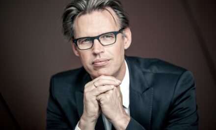 Hauptkirche St. Nikolai in Hamburg: NDR Vokalensemble / Klaas Stok - Archiviert