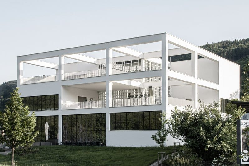 SCHÜTZ Art Museum in Engelhartszell: Von der klassischen Moderne bis zur internationalen Gegenwartskunst. - Archiviert