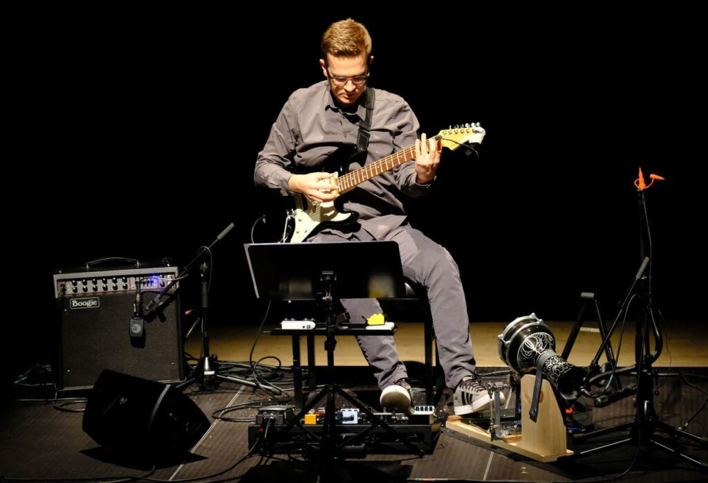 Nadar Ensemble - I'll Be Back © Mark Rietveld