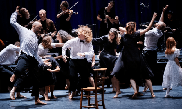 Fest/Spiel/Haus/St/Pölten: Michael Keegan-Dolan. TEAĊ DAṀSA MÁM