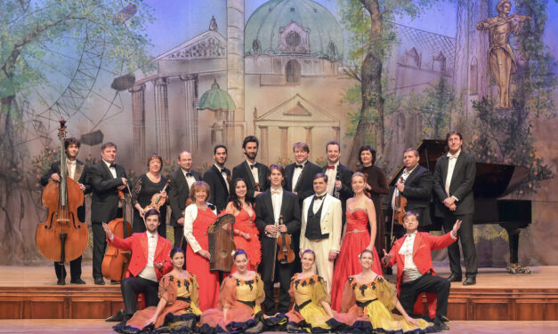 Nikolaisaal Potsdam: 200 Jahre Johann Strauß